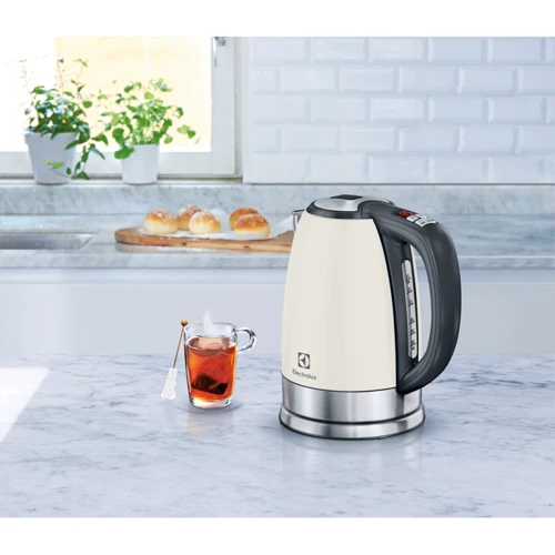 Электрочайник Electrolux EEWA7700W: Мощность, Вт 2400 Вт