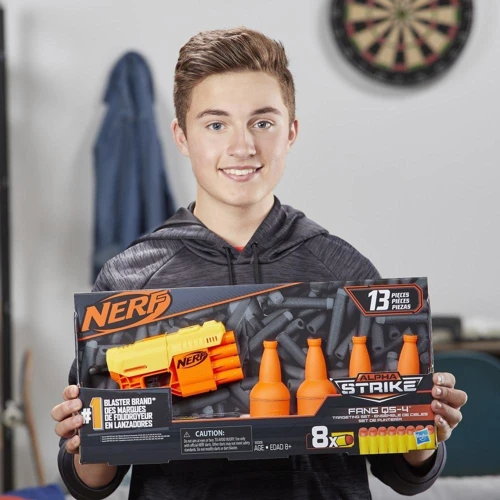Набір для стрільби по мішенях з бластером Hasbro Nerf Alpha Strike Fang QS-4 (E8308): Матеріал пластик