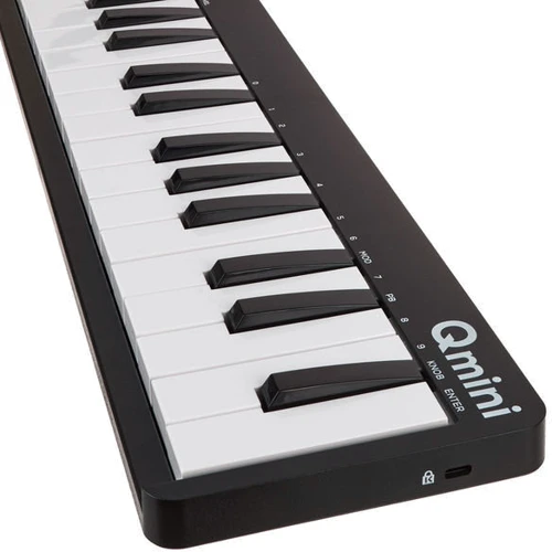 Midi клавиатура Alesis QMINI: Количество клавиш 32