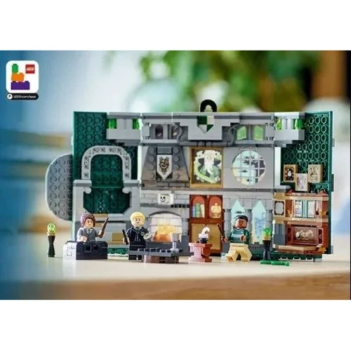Конструктор LEGO Harry Potter Флаг общежития Слизерин 349 деталей (76410) фото 7