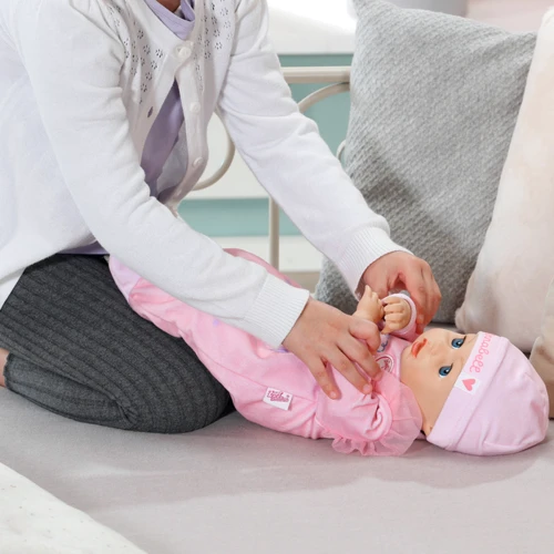 Интерактивная кукла Baby Born Baby Annabell Моя маленькая кроха (706626): Особенности интерактивная кукла