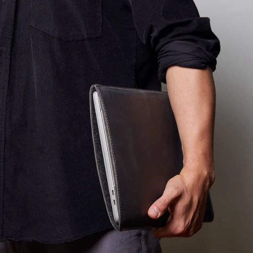 INCARNE Vertical cover LOGO Free Port Plus Grey for MacBook Air 13" M3 | M2 | M1: Тип чехла чехол-папка