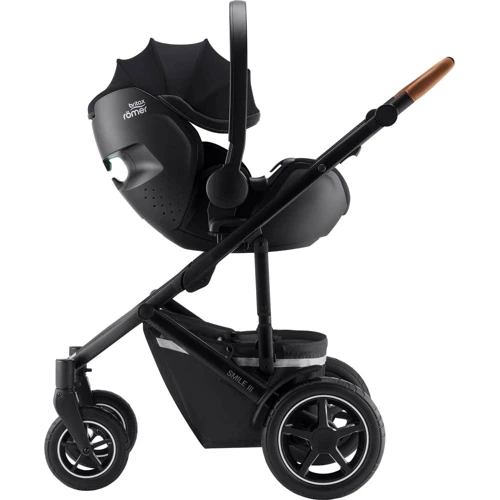 Автокрісло Britax Romer Baby-Safe 5Z (Galaxy Black): Внутрішні ремені 3-х точечный ремень с мягкими накладками
