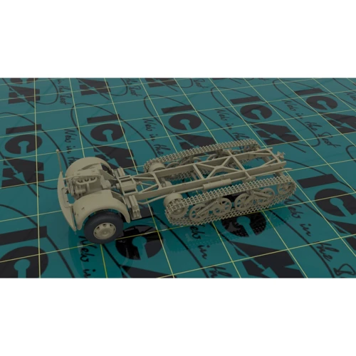 Німецький напівгусеничний автомобіль KHD S3000 / SS M Maultier, 2 МВ WWII German Semi-Tracked Truck KHD S3000 / SS M Maultier (ICM35453): Виробник ICM