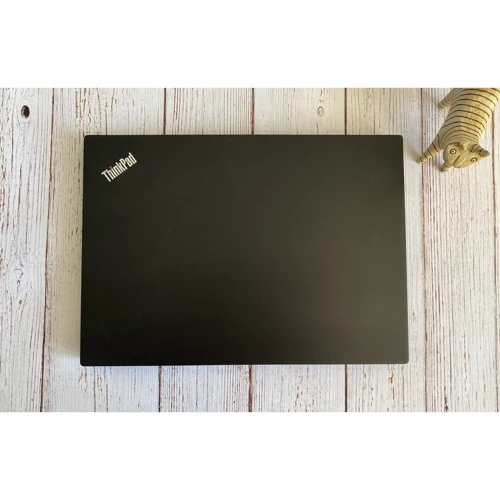 Ноутбук Lenovo ThinkPad E14 Stylus Approved (А): Виробник Lenovo
