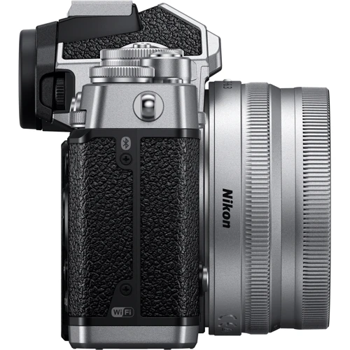Nikon Z fc kit (16-50mm)VR (VOA090K002) UA: Запись видео (размер кадра) 4K (3840x2160)