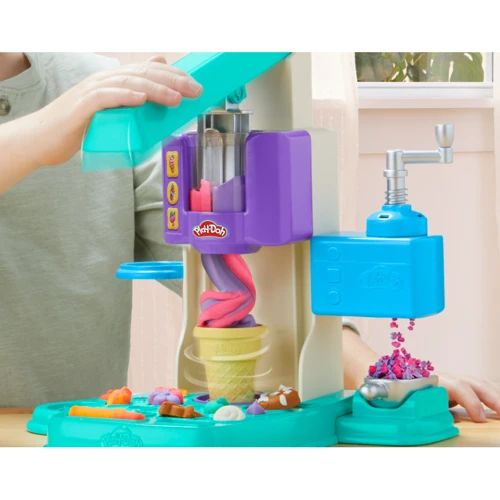 Набор для творчества HASBRO PLAY-DOH с пластилином Радужный вихрь мороженого (G0028)