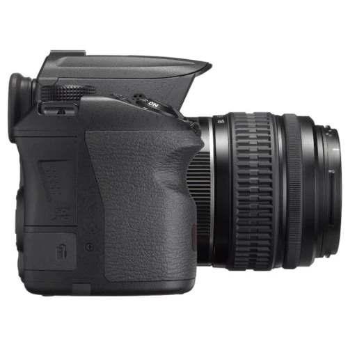 Pentax K-30 Kit (DA L 18-55mm) Black: Підтримка карт пам'яті MS Duo, MS Pro Duo, MS Pro Duo High Speed, MS Pro-HG Duo, SD (SDHC, SDXC)