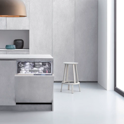 Встраиваемая посудомоечная машина Whirlpool WIO 3T123 PEF: Цвет белый