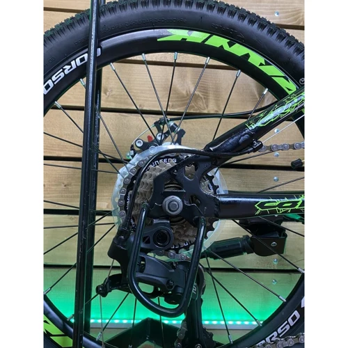 Спортивний велосипед Corso Crank 20'' салатовий (CR-20608): Амортизація одноподвесный