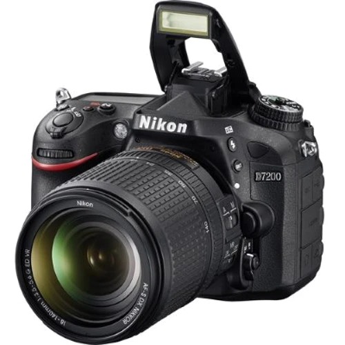 Nikon D7200 Kit 18-140mm VR: Розмір дисплея 3.2&quot;