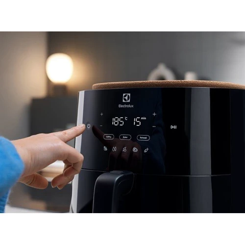 Фритюрница Electrolux EAF7B