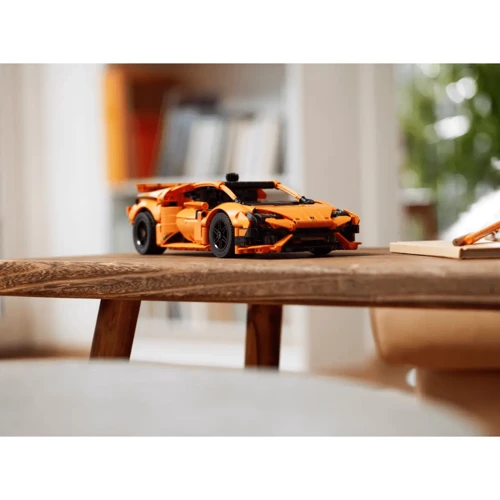 Конструктор LEGO Technic Lamborghini Huracan Tecnica (42196) фото 9
