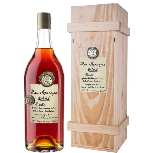 Арманьяк Delord Bas-Armagnac 1964 gift box 40 % 0.7 л (WHS3324113719640)