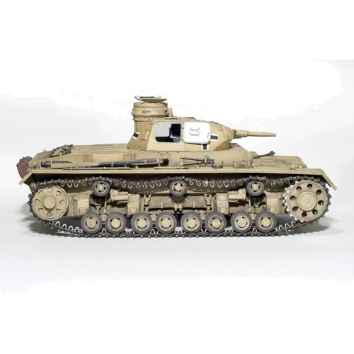 Сборная модель MiniArt Немецкий танк Pz.Kpfw.III Ausf.C (MA35166) фото 9