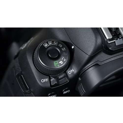 Canon EOS 5D Mark IV kit (24-70mm f / 4) L IS USM Офіційна гарантія: Розмір дисплея 3.2&quot;