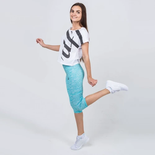 Спортивные капри Peak FW37712-BLU 42 светло-голубые: Страна производитель Китай