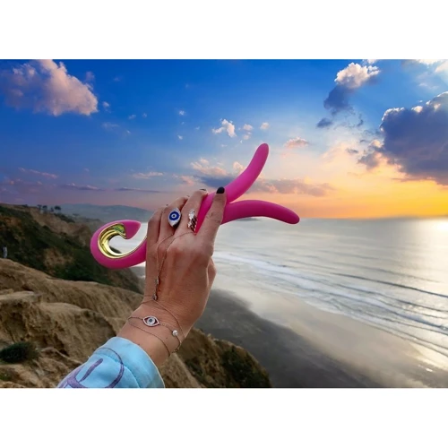 Gvibe 3 Candy Pink - анатомический вибромассажер, 17х3.5 см