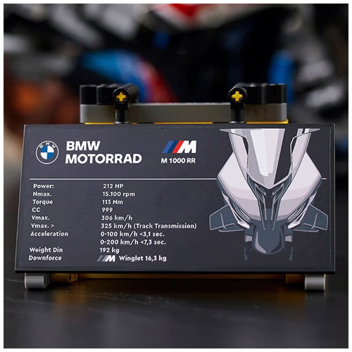 Конструктор LEGO Technic BMW M 1000 RR (42130): Кількість деталей, шт. 1920