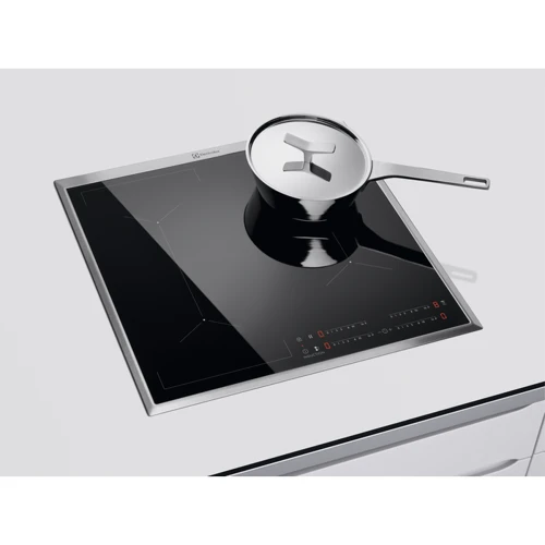 Варочная поверхность электрическая Electrolux EIV6340X	 фото 8