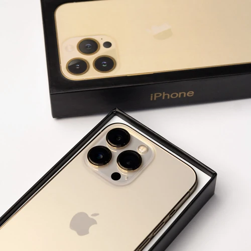 Apple iPhone 13 Pro Max 256GB Gold (MLLD3) Approved Витринный образец фото 3