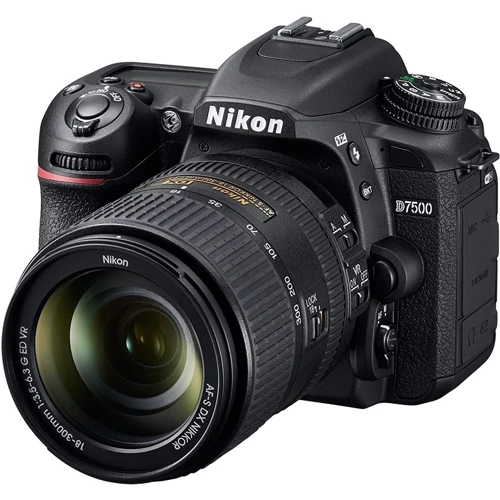 Nikon D7500 kit (18-200mm) VR