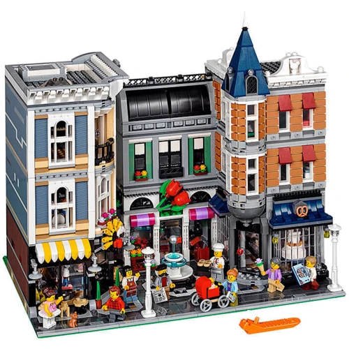 LEGO Creator Городская площадь (10255): Серия Creator