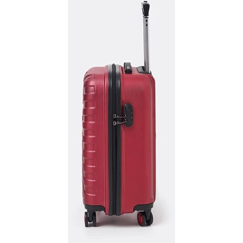 Чемодан Ricco Grande M red (T15002red-M): Материал Пластик