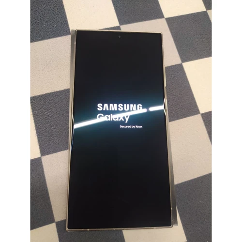 Samsung Galaxy S24 Ultra 12/512Gb Dual Titanium Violet S9280 (Смартфони)(79010838): Причина уцінки Товар распакован