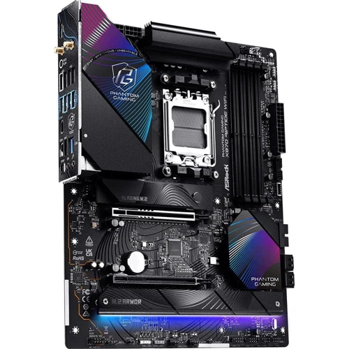 ASRock X870 Riptide WiFi UA: Разъемы на задней панели USB 3.2 Gen 2, USB 3.2 Gen 1, USB 2.0, HDMI, USB Type-C