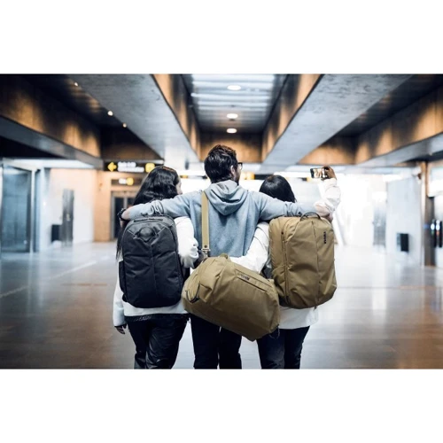Дорожня сумка Thule Aion Duffel Bag 35L TAWD135 Black: Кількість коліс немає