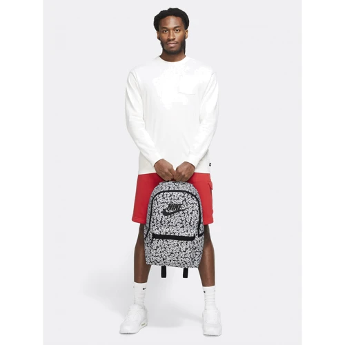 Рюкзак Nike NK Heritage Bkpk - Accs Prnt S черно-белый (FD5587-010 - MISC): Тип ручки Плечевой ремень, Короткая ручка
