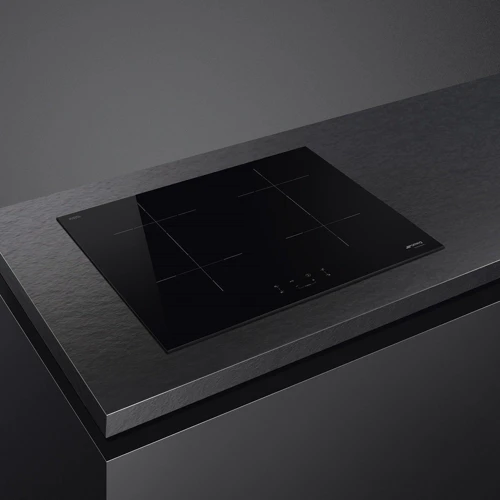 Варочная поверхность SMEG SIB2641D: Расположение панели Спереди посередине