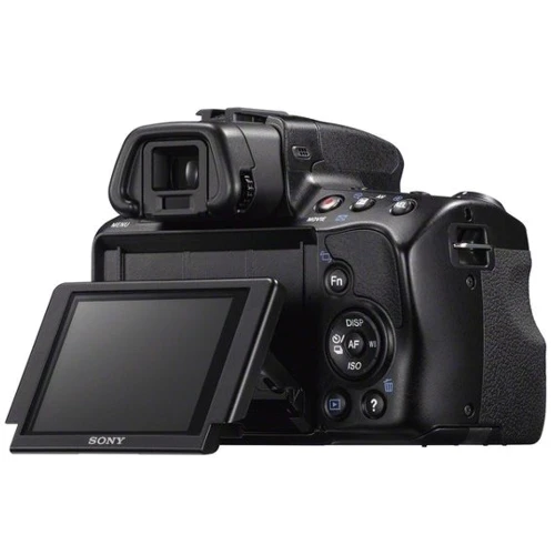 Sony Alpha SLT-A37 Kit (18-135mm): Размер матрицы, мм 23.4x15.6