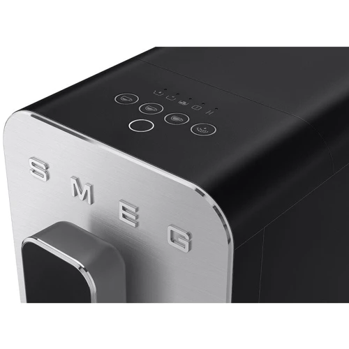 Кофеварка SMEG BCC12BLMEU: Объем резервуара для воды, л 1.4