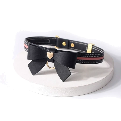 Нашийник з повідцем LOCKINK Sevanda Love Heart Butterfly Leather Collar Set - Black
