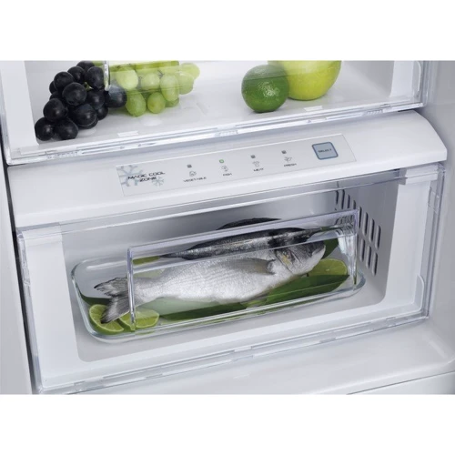 Холодильник Side-by-Side Electrolux EAL6142BOX: Управление электронное