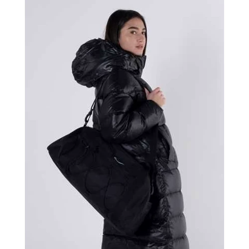 Сумка женская Nike W NK One Club Bag 24L черная 33x51x23 см (CV0062-010): Материал полиэстер