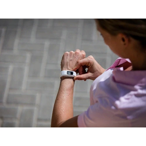 Фитнес-браслет Garmin Vivofit 3 White S/M (010-01608-07): Экран 0.39 Transflective (64 х 64)