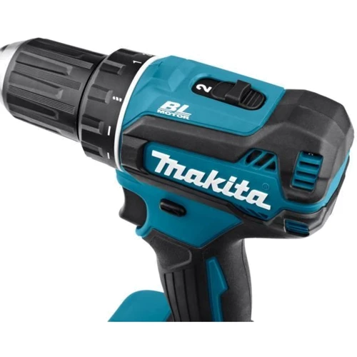 Шуруповерт Makita DDF485FYX3: Харчування от аккумулятора