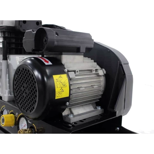 Компрессор Stanley FMXCM0203E: Производительность, л/мин 640