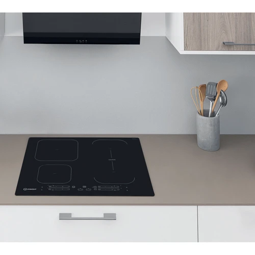 Варильна поверхня електрична Indesit IB65B60NE: Розміри для вбудовування 56х48 см
