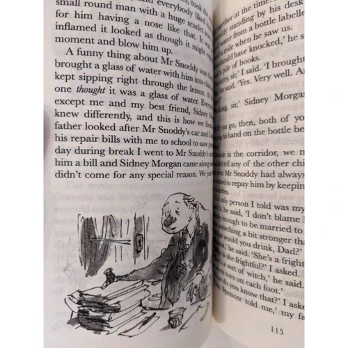 Roald Dahl: Danny the Champion of the World: Количество страниц 240
