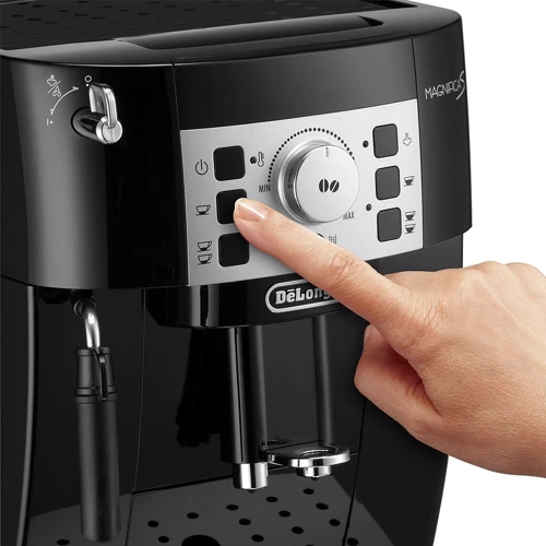 Кофеварка DeLonghi ECAM 22.105 B: Мощность, Вт 1450