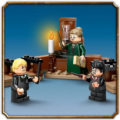 Конструктор LEGO Harry Potter Замок Хогвартс: уроки полетов (76447) фото 5