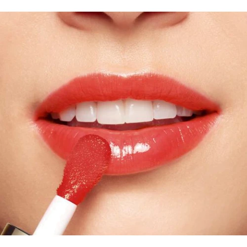 Clarins Lip Comfort Oil №08 Strawberry Олія-блиск для губ 7 ml фото 4