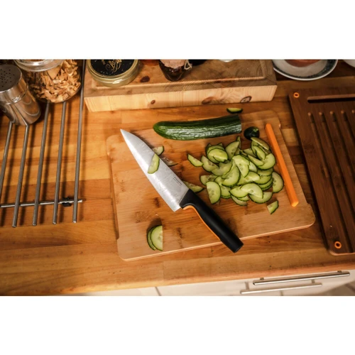 Ніж Fiskars кухарський великий FF 20 см (1057534): Рукоятка пластик