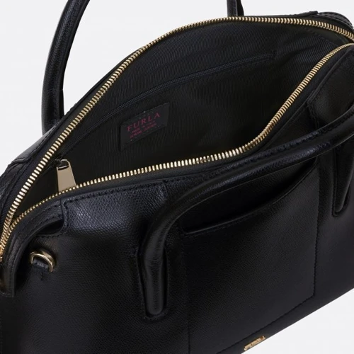 Жіноча сумка тоут Furla Astrid M Satchel чорна (1049020): Країна виробник Италия