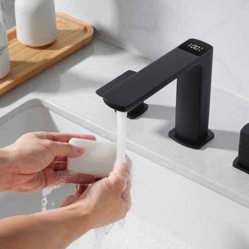 Смеситель для раковины Lefton Widespread 2-handle Bathroom Faucet with Temperature Display-BFWS2402 Matt Black: Длина излива, см 20