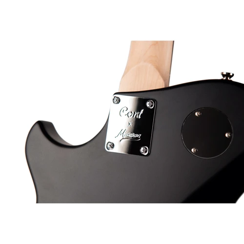 Електрогітара Cort MBM-1 (Satin Black): Тип кріплення грифа Болтовой